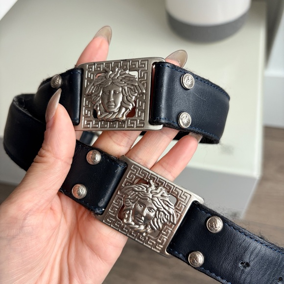Gianni Versace Vintage Medusa Logo Leather Belt - Damaged main image 4